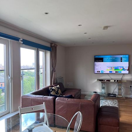 Great City Centre Getaway Apartment 2 Bed Near The Beach And Shopping Area Swansea Extérieur photo