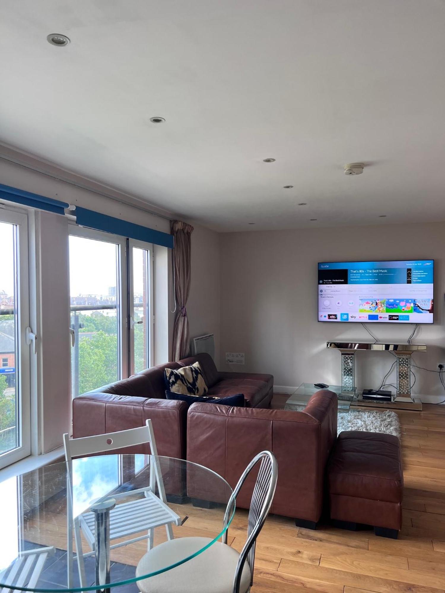 Great City Centre Getaway Apartment 2 Bed Near The Beach And Shopping Area Swansea Extérieur photo