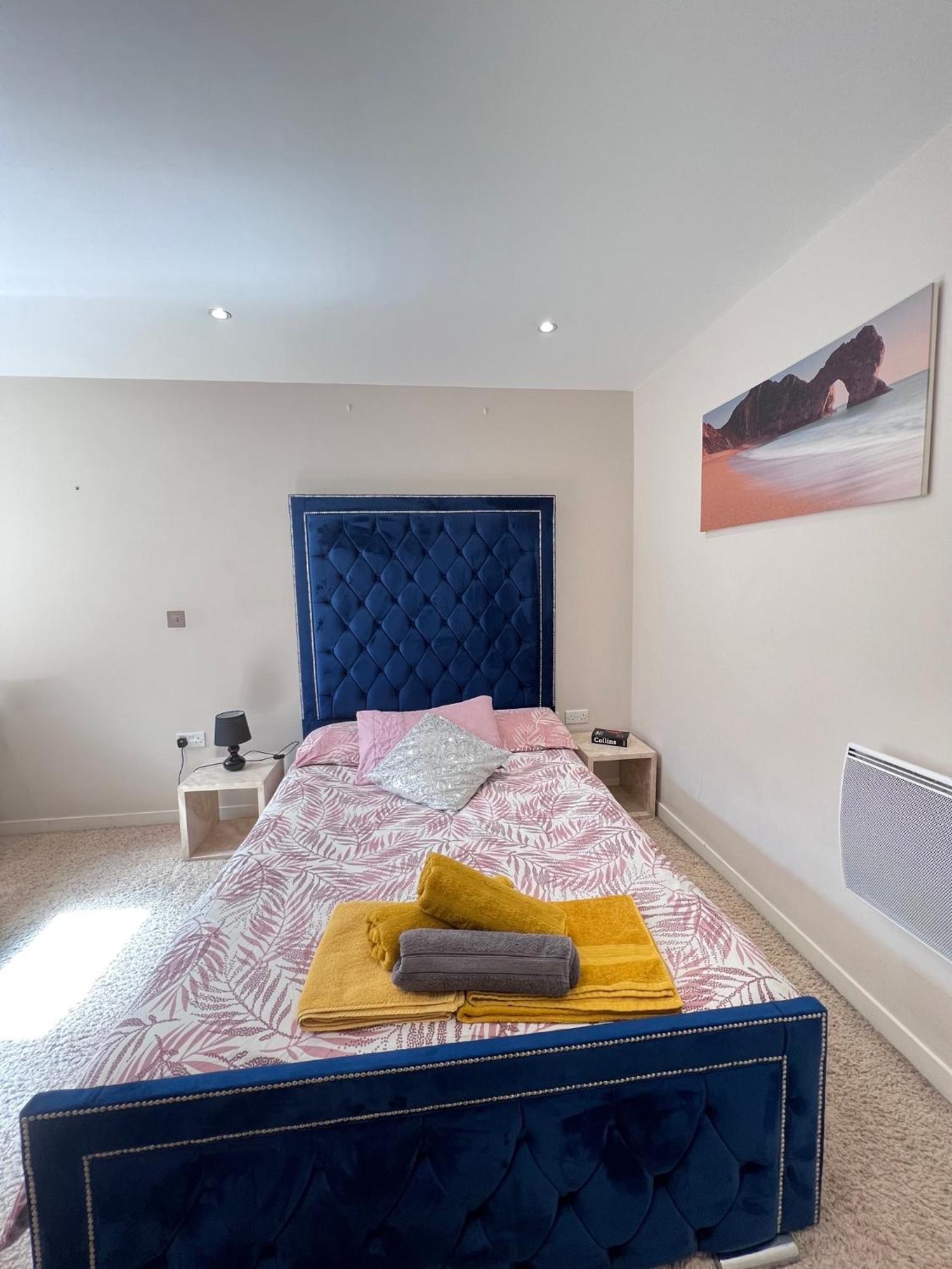 Great City Centre Getaway Apartment 2 Bed Near The Beach And Shopping Area Swansea Extérieur photo