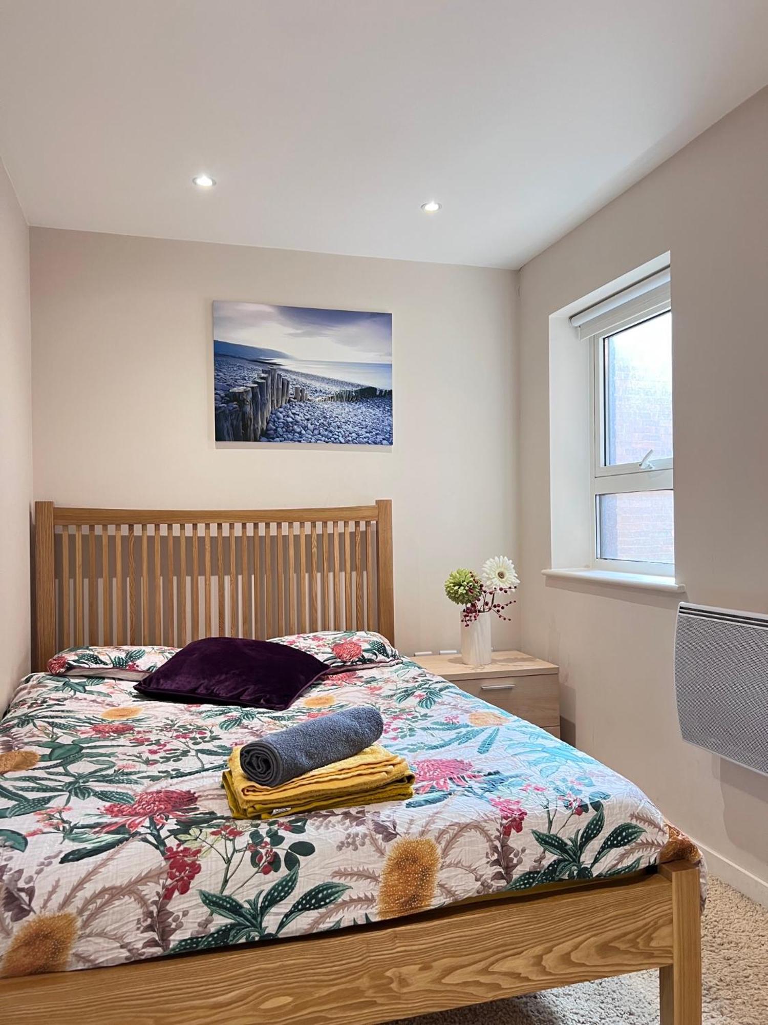 Great City Centre Getaway Apartment 2 Bed Near The Beach And Shopping Area Swansea Extérieur photo